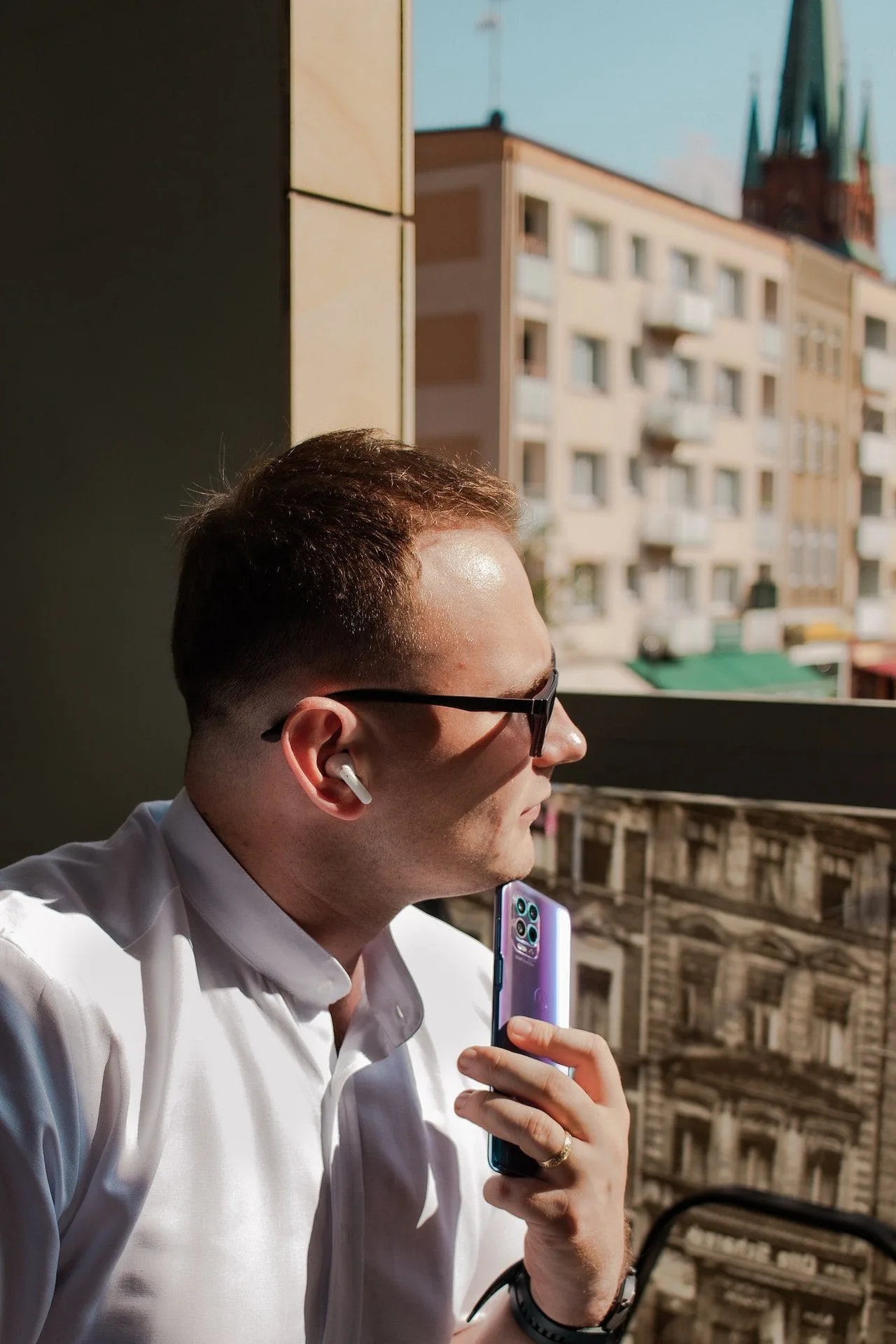 bahaya headset bluetooth