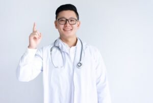 penyebab telinga terasa penuh