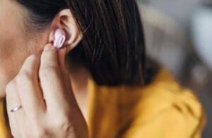 Audien Hearing Atom Pro 2 vs Phonak Lyric 4